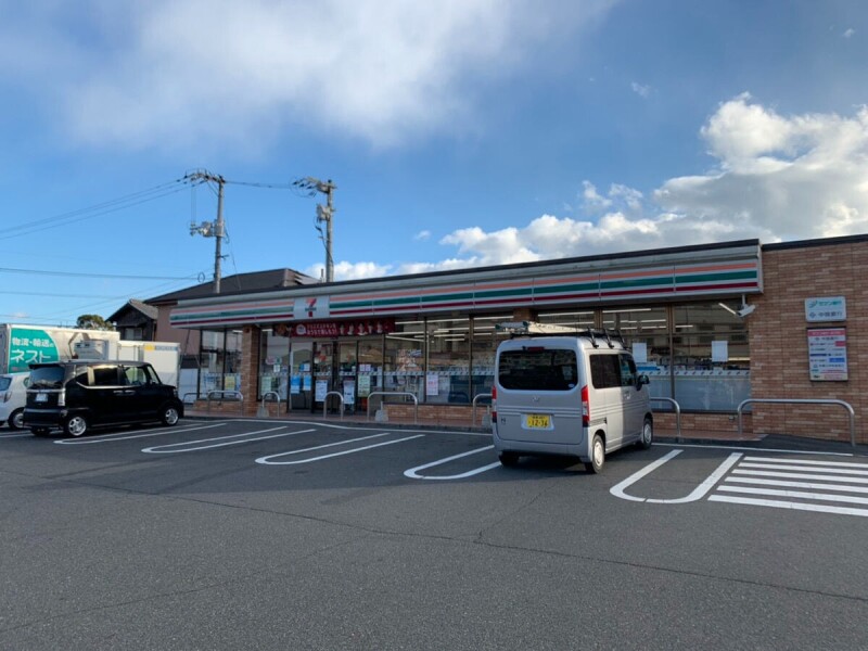 コンビニ　セブンイレブン　金光町佐方店（コンビニ）まで393m