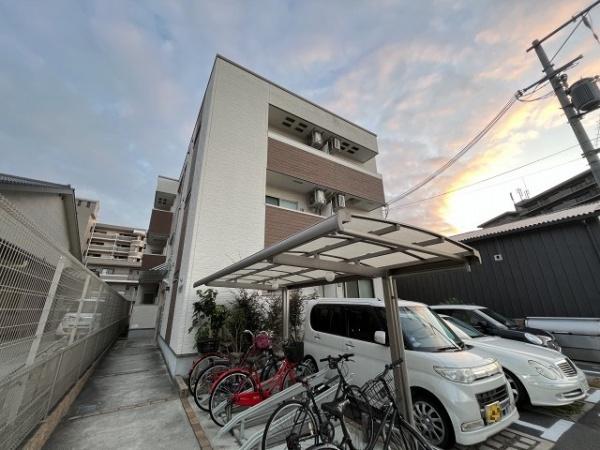 建物外観　駅近物件！