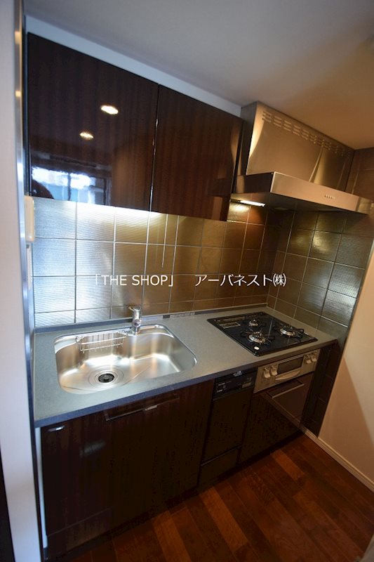 キッチン　キッチン設備も備え充実です！