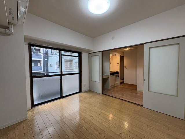 居室・リビング　VILLAGE CHIYODA（旧クレア高峯）