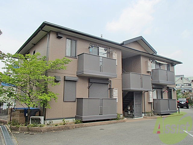 建物外観　豊中市春日町「ウエストリヴァー２」
