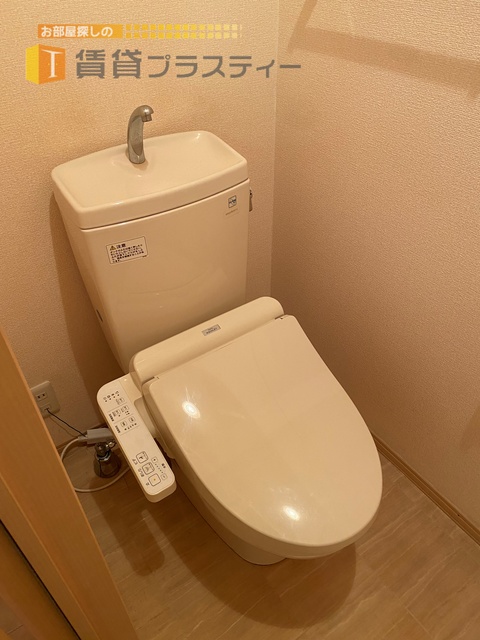 トイレ　シャワートイレ完備