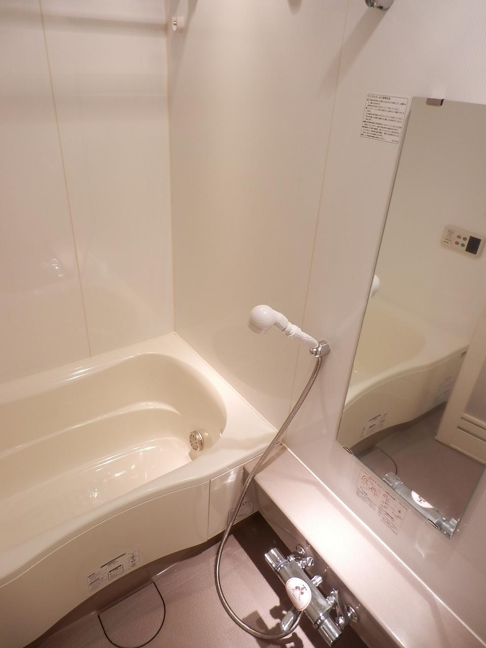バス・シャワールーム　バス※別部屋参考写真