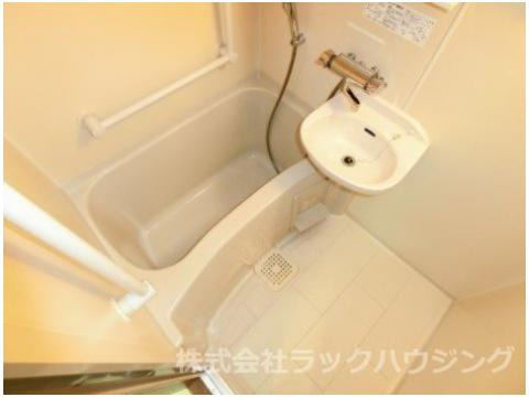 バス・シャワールーム　【お部屋さがしはラックハウジングにお問合せ下さいませ♪】