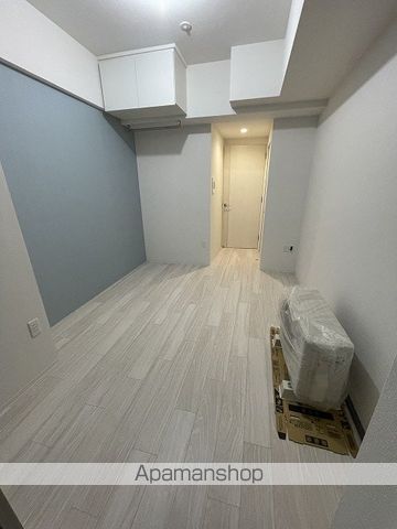 地下鉄谷町線 谷町四丁目駅 徒歩4分 15階建 築1年の居間写真