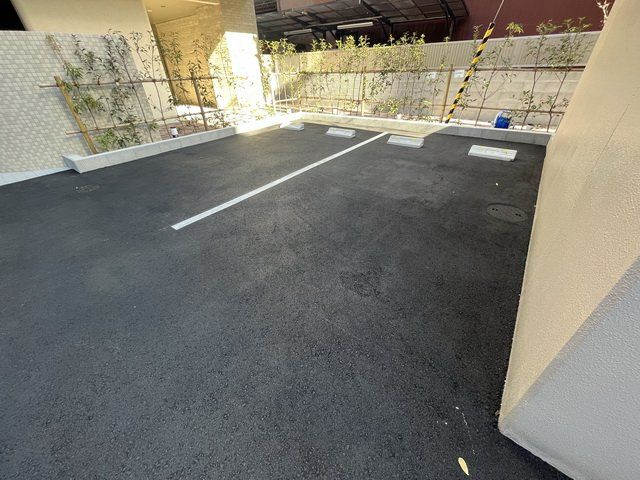 駐車場　駐車場