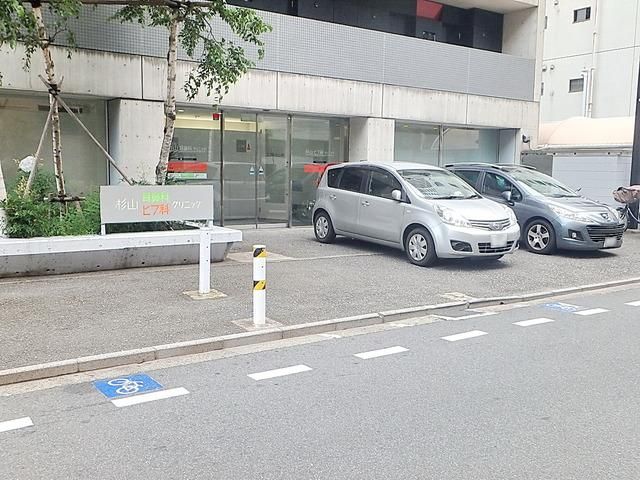 駐車場　★１階に耳鼻科・皮膚科★