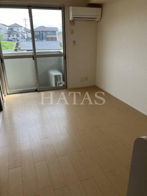 居室・リビング　同物件別部屋です（間取り反転）