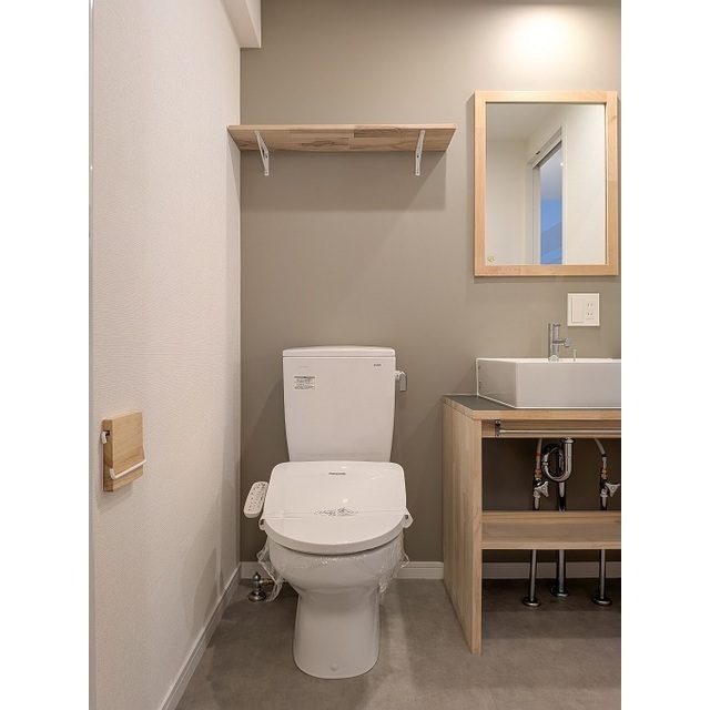 トイレ　※同タイプ別部屋写真