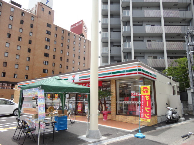 コンビニ　セブン-イレブン 大阪西中島１丁目店（コンビニ）まで210m