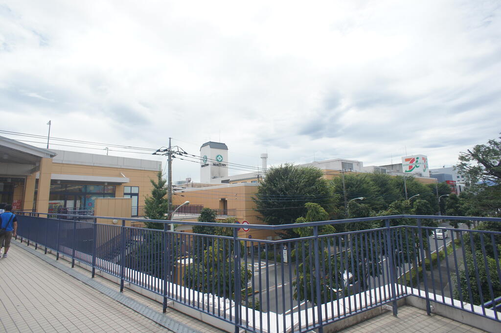 その他　昭島駅北口周辺には商業施設が多数あります。