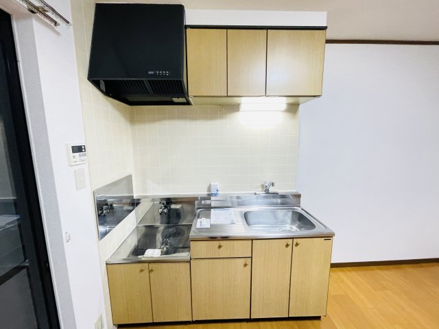 キッチン　※同物件別号室の写真になります