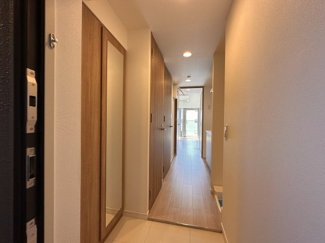 玄関　同一タイプです。