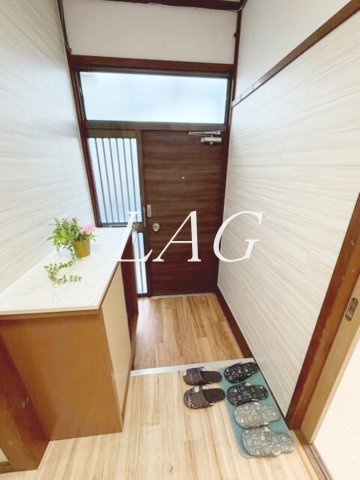 玄関　玄関です。