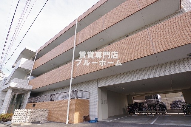 建物外観　鉄筋コンクリート造のしっかりとした物件！