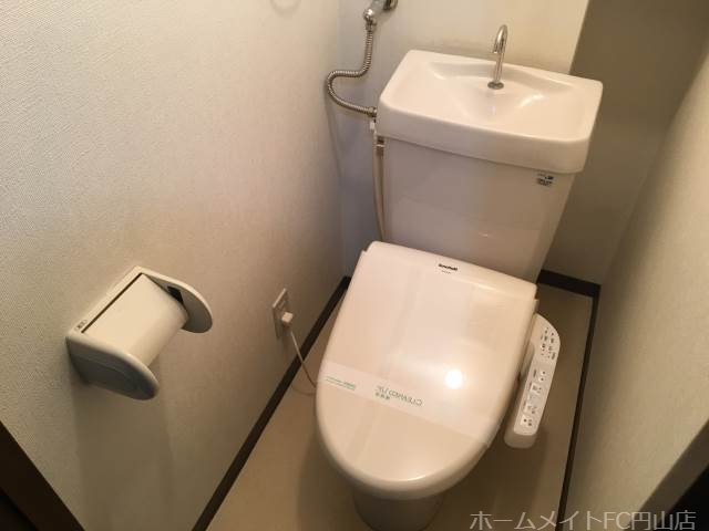 トイレ　ウォシュレット