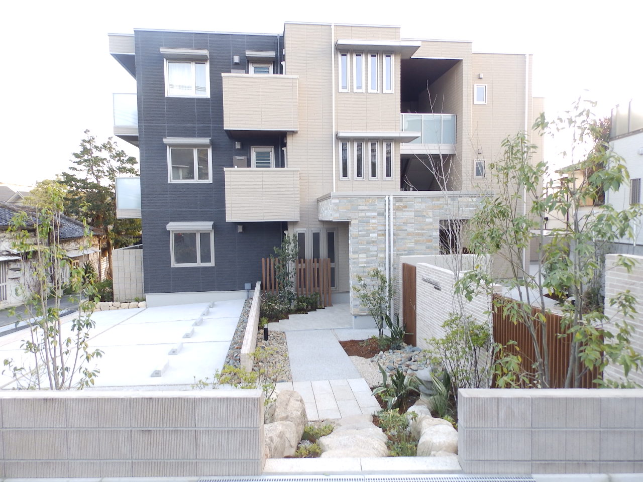 建物外観　２０１８年３月築
