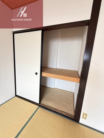 内山文化の内装写真
