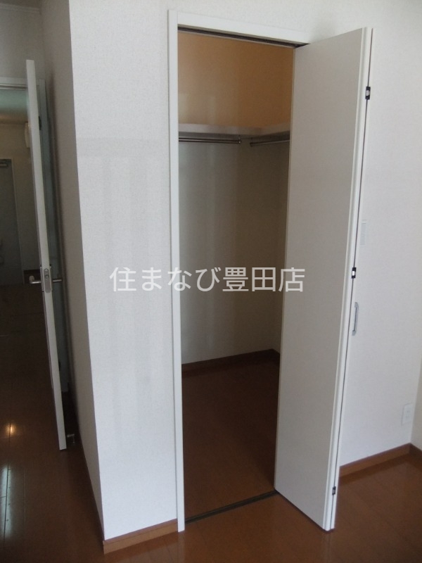 収納　同型タイプ