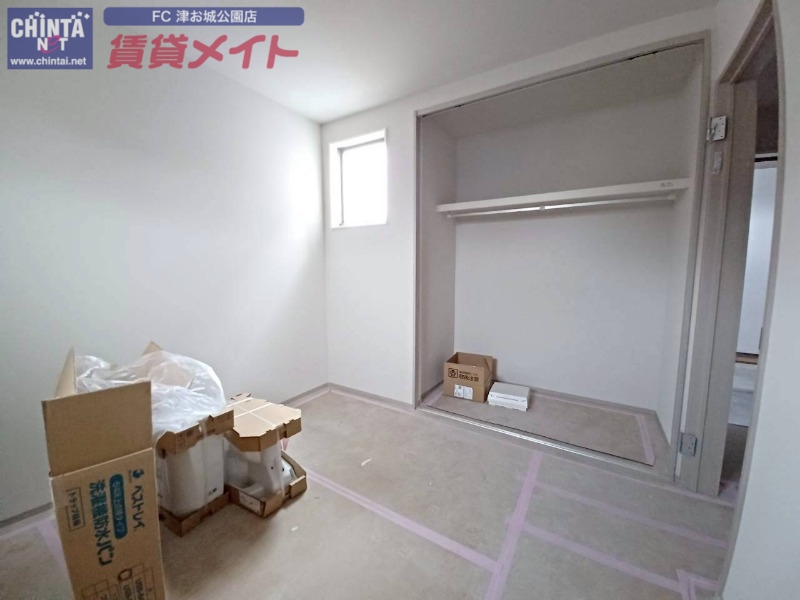 収納　同型タイプ画像