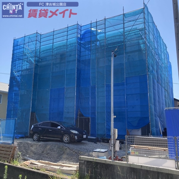 建物外観　建設中