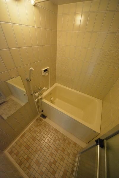 バス・シャワールーム　別部屋参考写真