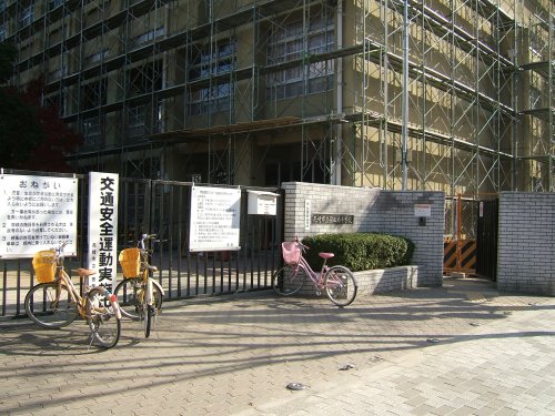 小学校　尼崎市立　園田南小学校（小学校）まで398m