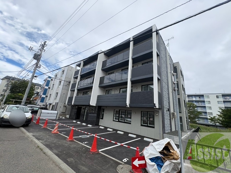 建物外観　外観予想パース　札幌市豊平区平岸「仮）ノーブル平岸」