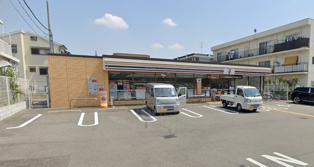 コンビニ　セブンイレブン　摂津東正雀店（コンビニ）まで563m