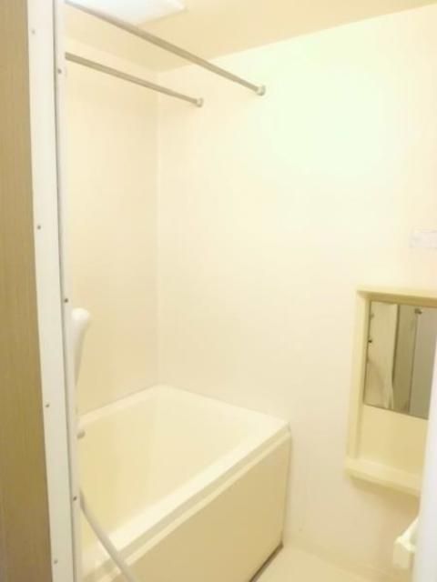 バス・シャワールーム　お風呂です