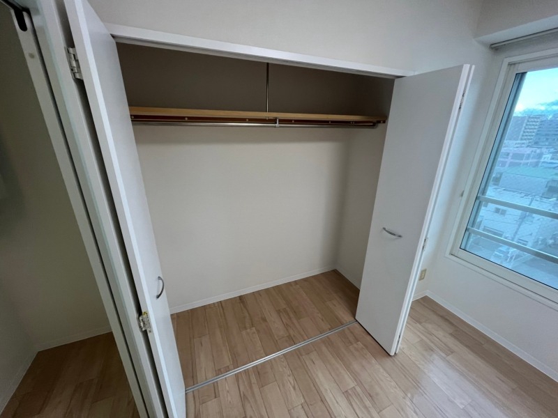 収納　収納もバッチリあるのでお部屋が片付きますよ！