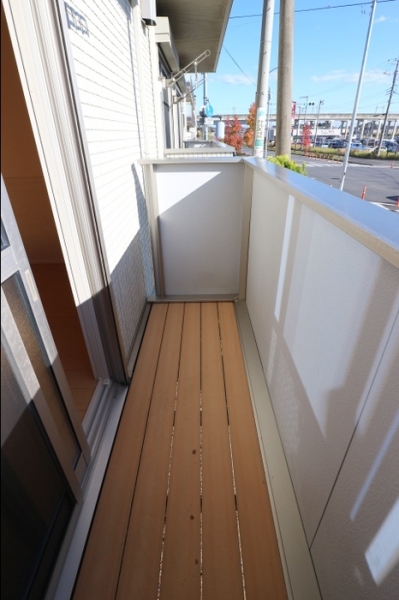 バルコニー　同建物別部屋写真