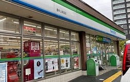 コンビニ　ファミリーマート 豊中上新田店（コンビニ）まで1089m