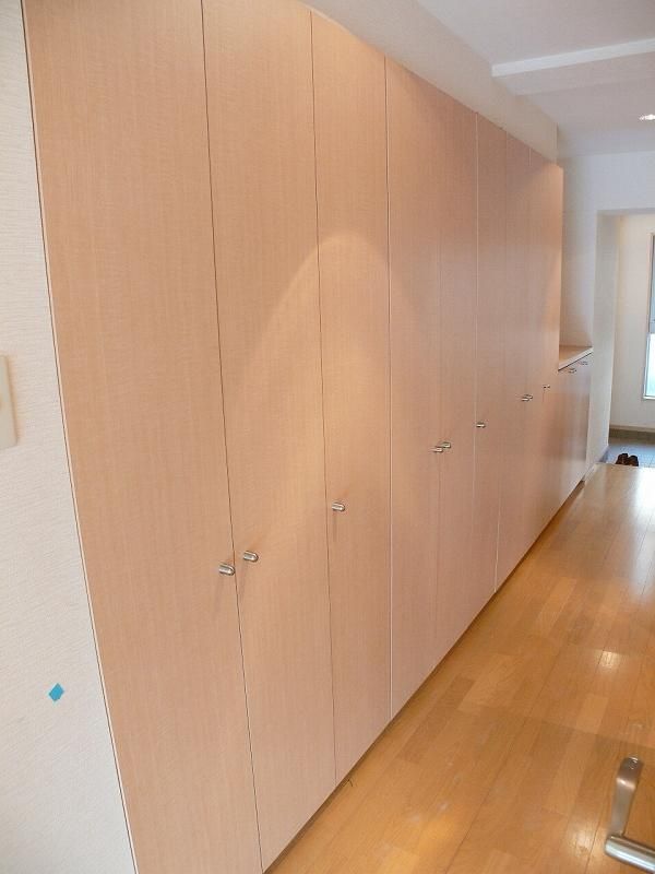 玄関　エンシェント山荘通り