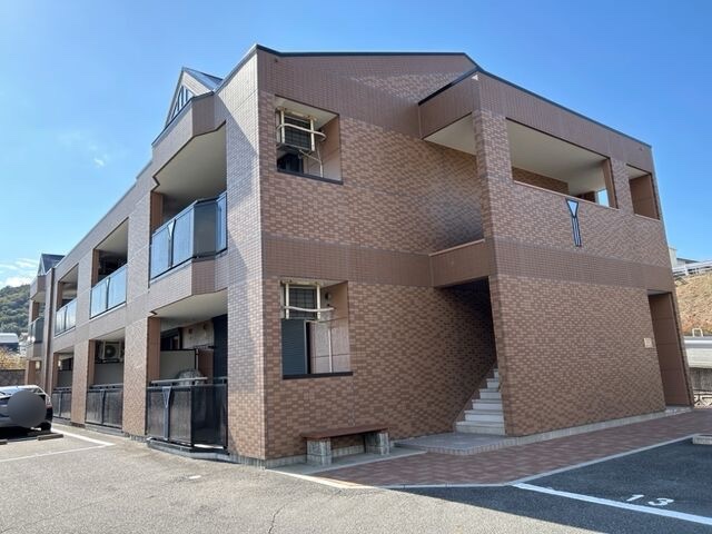 建物外観　外観写真（昼）