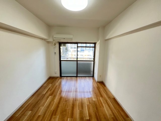 居室・リビング　リバーハイツ納屋橋