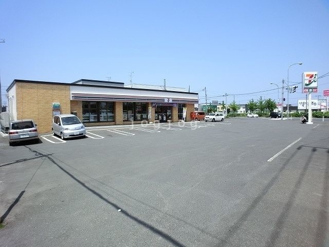 コンビニ　セブン-イレブン札幌曙６条店（コンビニ）まで224m