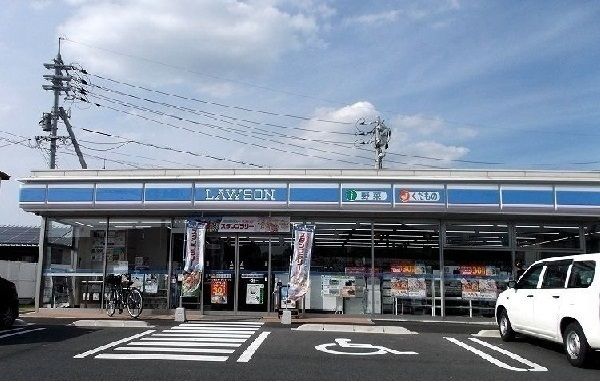 コンビニ　ローソン松江ガーデンコート店（コンビニ）まで100m