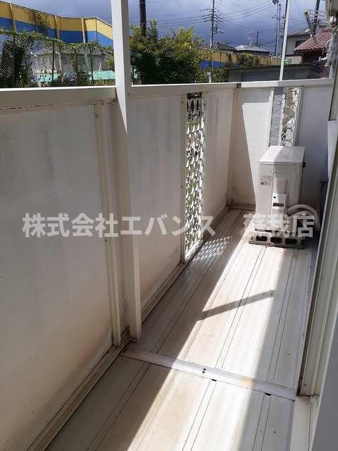バルコニー　陽当たり良好なバルコニーです