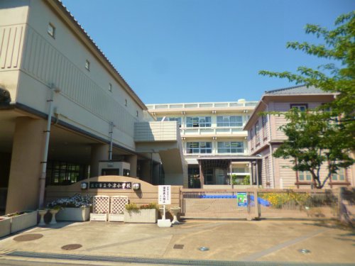 小学校　西宮市立今津小学校（小学校）まで885m
