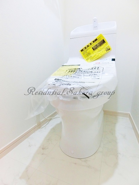 トイレ　落ち着いた色調のトイレです♪