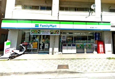 コンビニ　ファミリーマート（コンビニ）まで754m