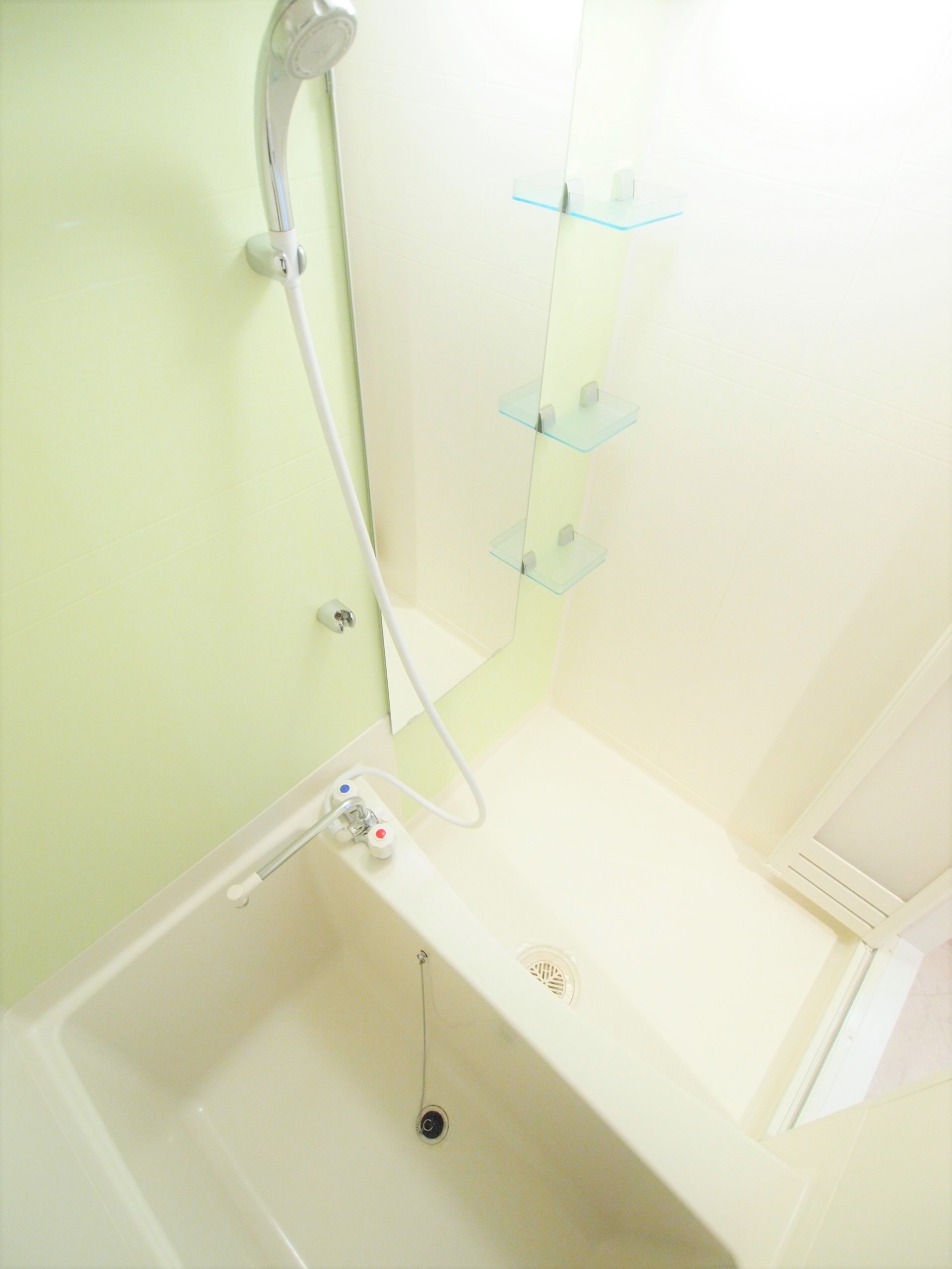 バス・シャワールーム　★お洒落な☆アクセントはポイント☆水廻り良好です(^▽^)★