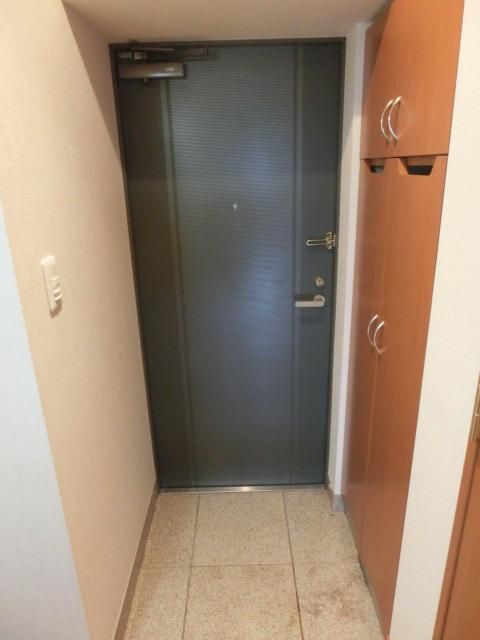 玄関　シューズBOX完備の玄関