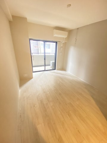 居室・リビング　※写真は同じマンションの違う部屋のものになります。