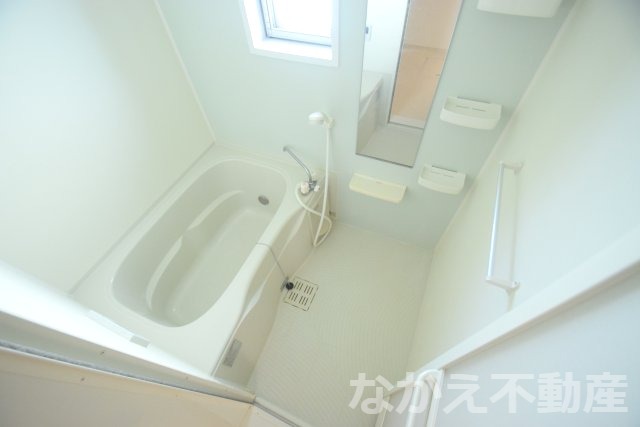 バス・シャワールーム　お風呂で日々の疲れを落としましょう