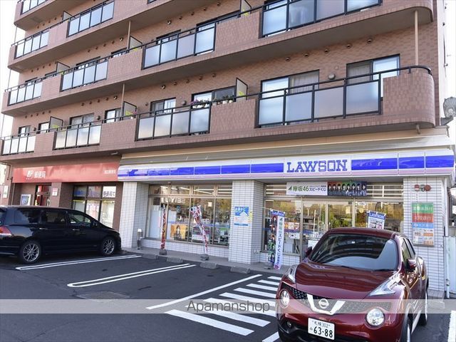 コンビニ　ローソン（コンビニ）まで620m