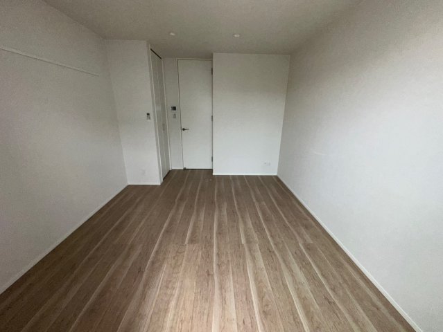 居室・リビング　別号室参考写真