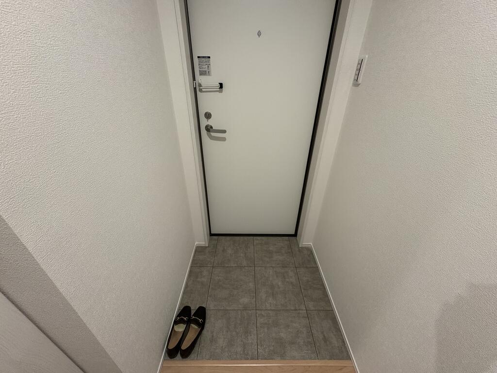 玄関　※同施工モデルとなります。現況優先。