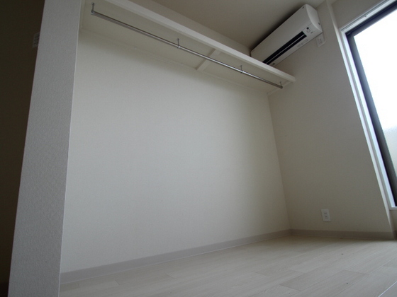 収納　※別部屋の写真です